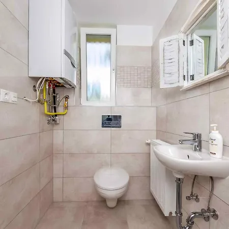 In 42284 * Balatonberény